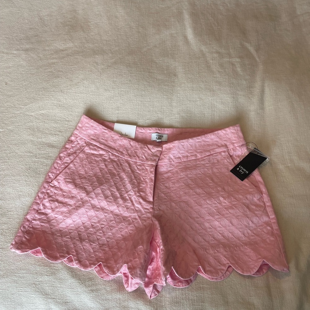 Pink Scalloped Women's Shorts - NWT